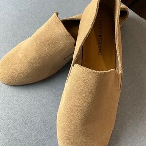 Lucky Brand Women’s Tan Suede Slip On Loafers Size 9